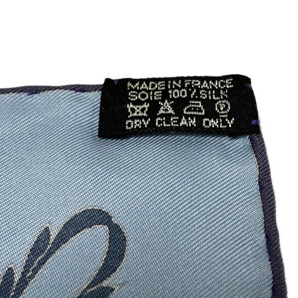 Auth HERMES Carre 90 - Navy Blue Multi Silk Scarf - Picture 4 of 5